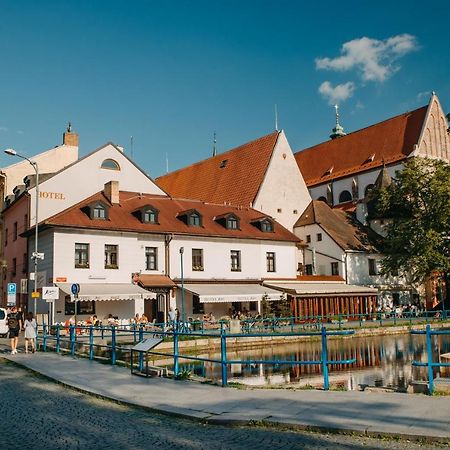 Hotel Klika Ceske Budejovice Dış mekan fotoğraf