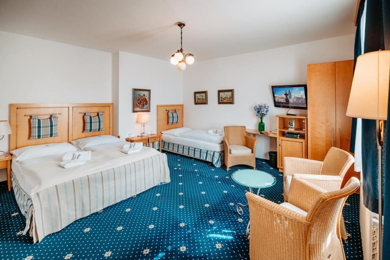 Hotel Klika Ceske Budejovice Dış mekan fotoğraf