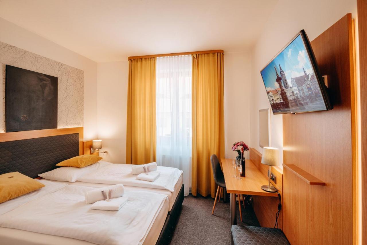 Hotel Klika Ceske Budejovice Dış mekan fotoğraf