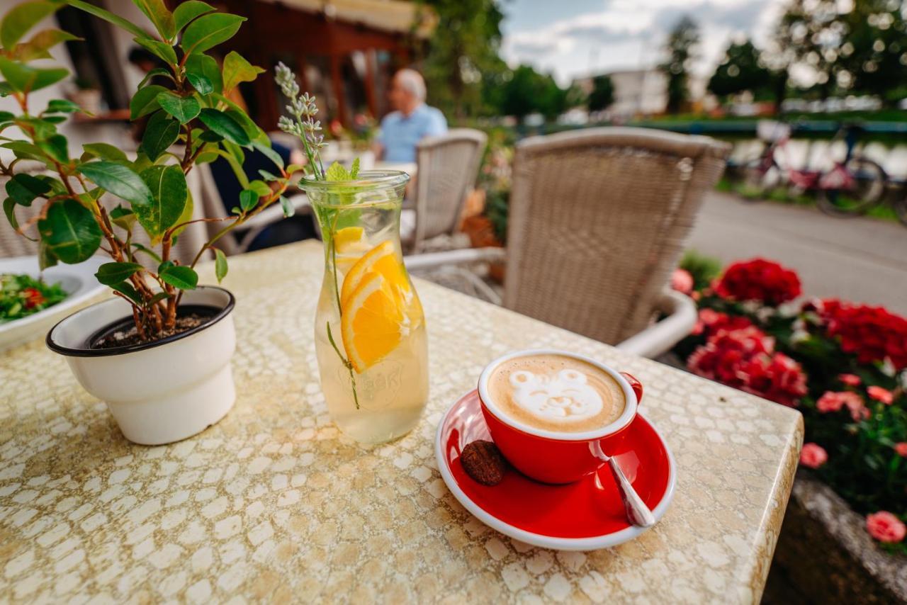 Hotel Klika Ceske Budejovice Dış mekan fotoğraf