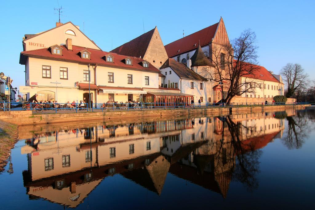 Hotel Klika Ceske Budejovice Dış mekan fotoğraf