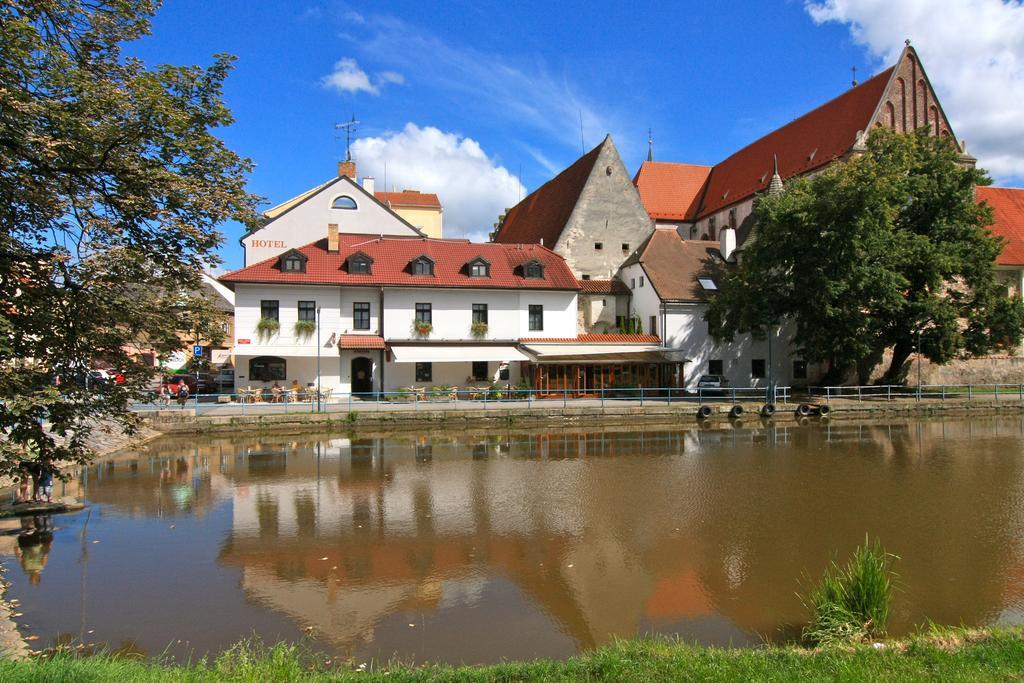 Hotel Klika Ceske Budejovice Dış mekan fotoğraf