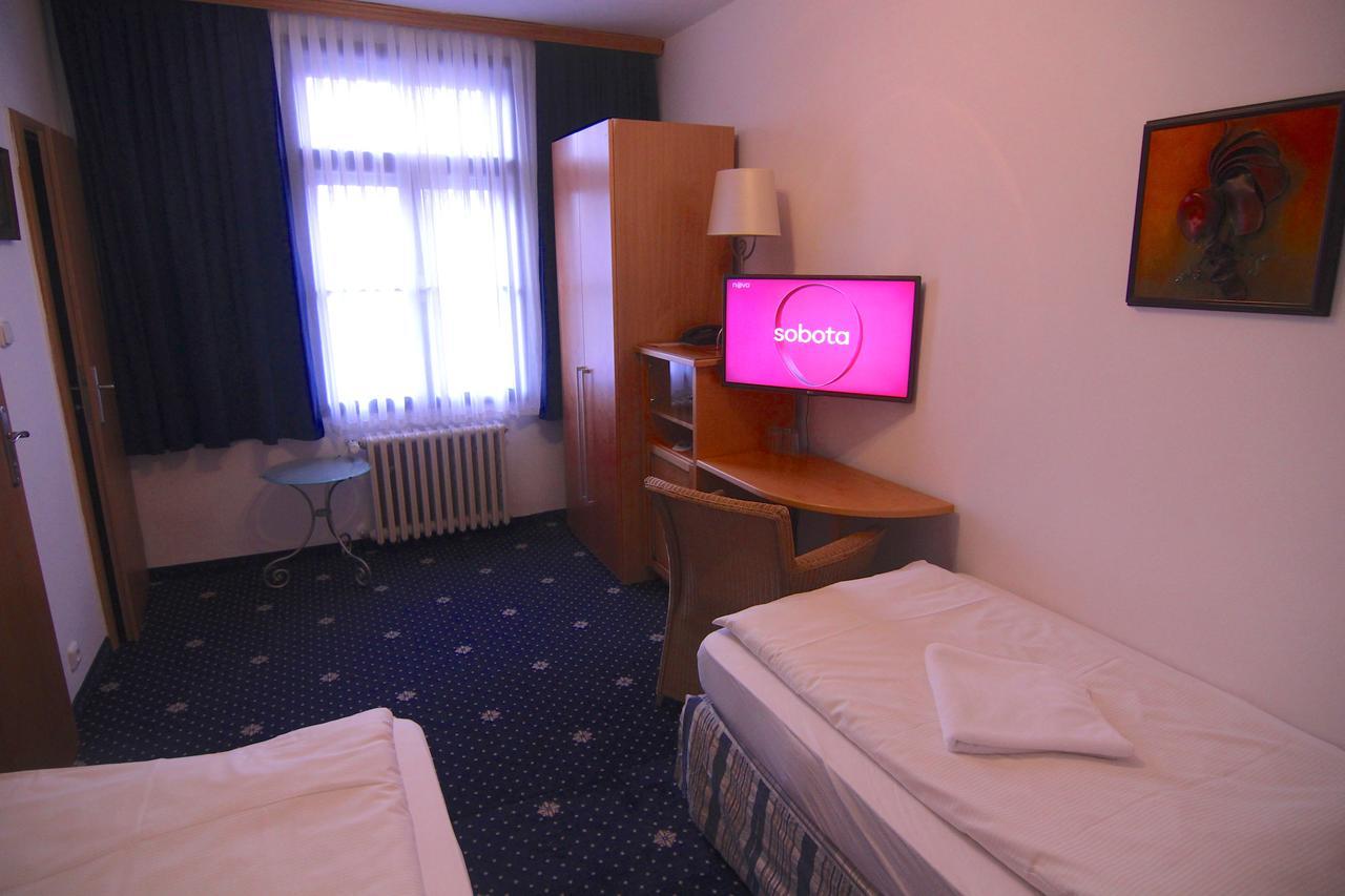 Hotel Klika Ceske Budejovice Dış mekan fotoğraf